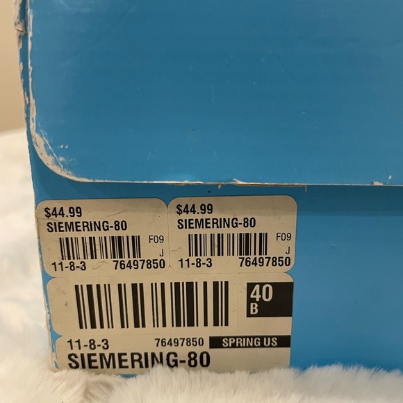 Spring Womens Size 10, Silver Cheetah Print Pumps - Picture 11 of 11